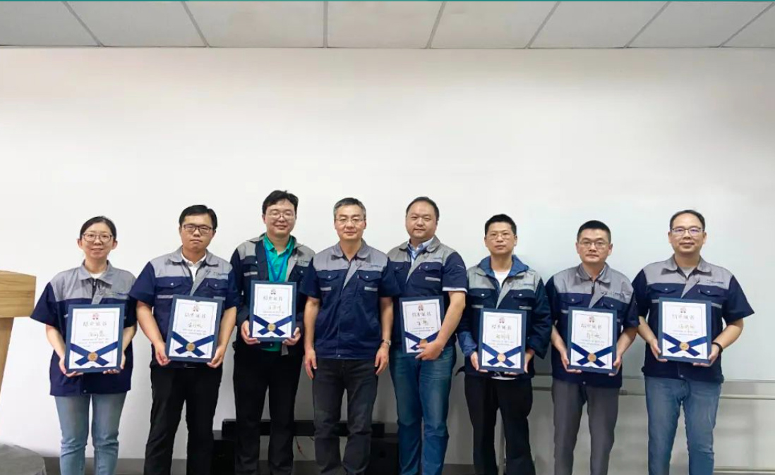 苏州英磁新能源第一期“领导力建设”读书会结业啦！